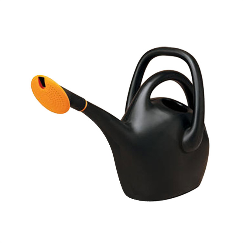 Fiskars 2.5 Gallon Plastic Watering Can with Rose